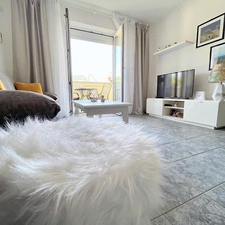 Rab City Apartment Greeny Rab Town Extérieur photo