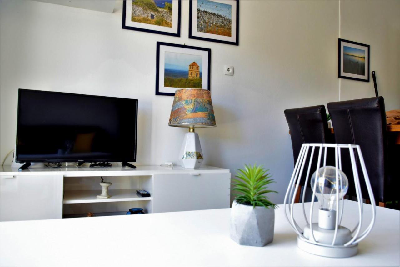 Rab City Apartment Greeny Rab Town Extérieur photo