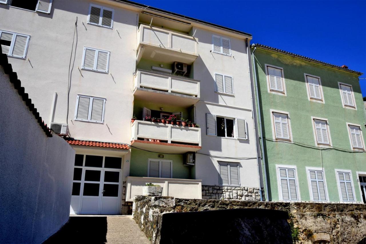 Rab City Apartment Greeny Rab Town Extérieur photo