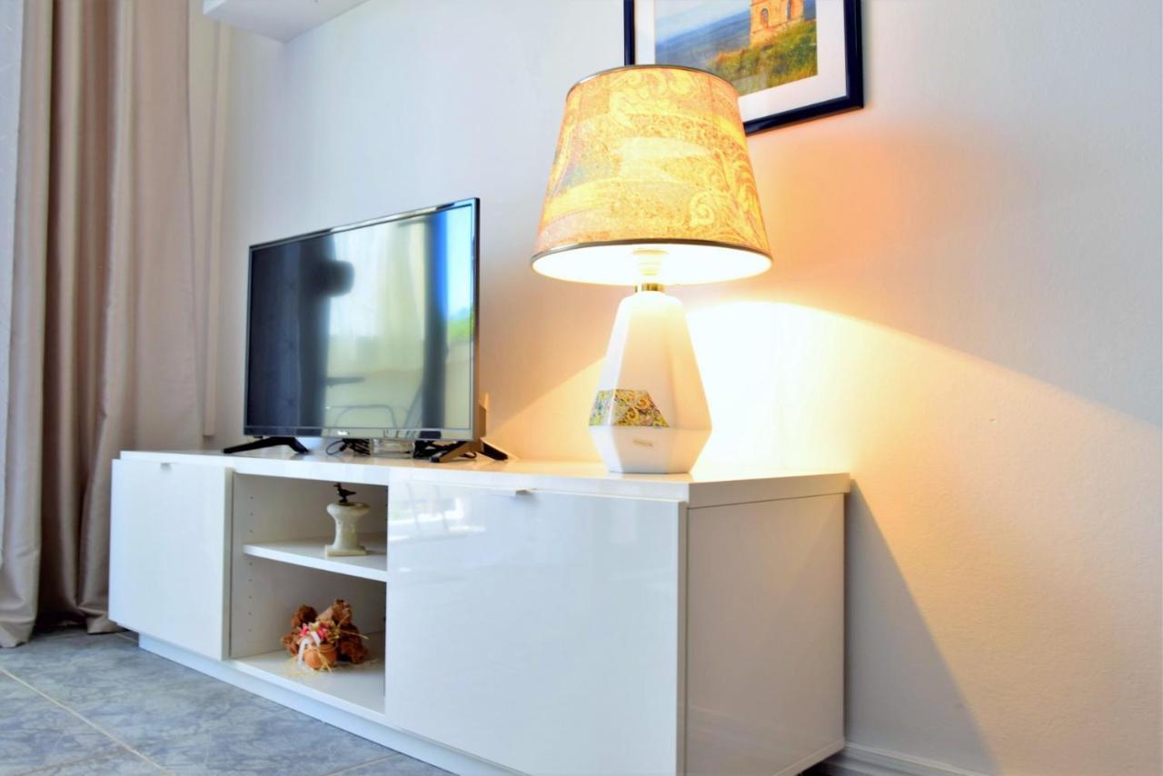 Rab City Apartment Greeny Rab Town Extérieur photo